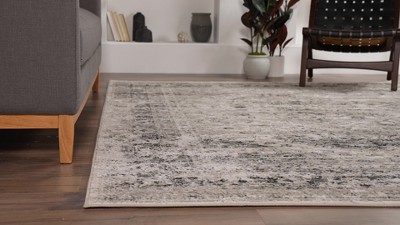 Silver Medallion Easy Care Synthetic Runner Rug, 2' 6" x 8'