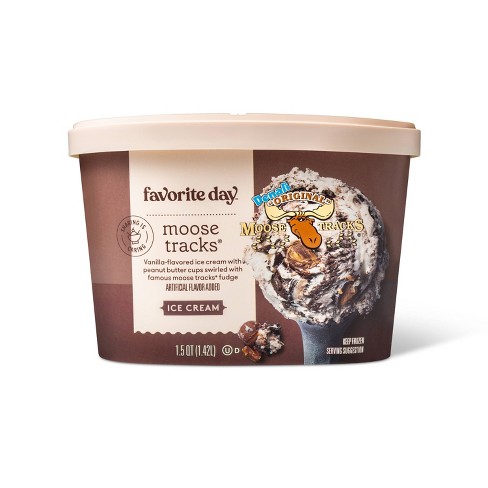 Moose Tracks Ice Cream - 1.5qt - Favorite Day™ - image 1 of 4
