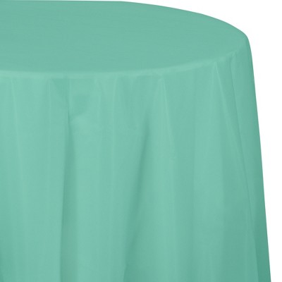 green tablecloth