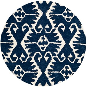 Wyndham WYD323 Hand Tufted Area Rug  - Safavieh - 1 of 3