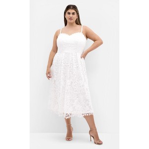 Women's Plus Size Scarlet Lace Dress - ivory | CITY CHIC - 1 of 4