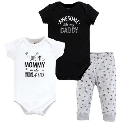 Image of Hudson Baby Unisex Baby Cotton Bodysuit and Pant Set, Mom Dad Moon And Back, 6-9 Months