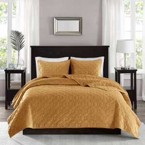Gulches Full/Queen 3 Piece Velvet Quilt Set Mustard - 1 of 4