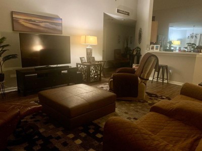 Guest review image 1 of 1, zoom in