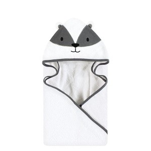Hudson Baby Unisex Baby Cotton Animal Face Hooded Towel, Badger, One Size - 1 of 2