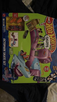 Hot Wheels Skate Octopark Skateboard Play Set HMK01