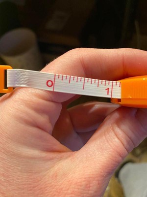 Fiskars Seam Ripper and Measuring Tape Set