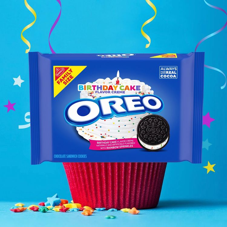 Oreo Birthday Cake Creme Chocolate Sandwich Cookies Family Size - 17oz, 4 of 13