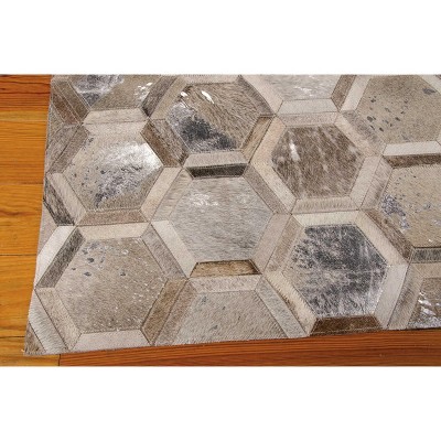 Handmade Silver Geometric Cowhide Area Rug, 5'3" x 7'5"