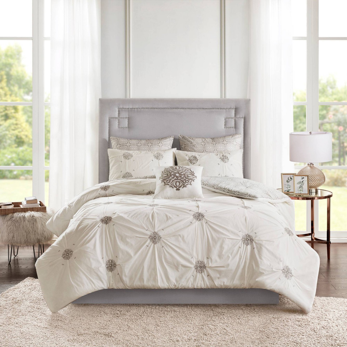 Комплект с одеялом Madison Park Alicia King/California King 6pc Comforter Set Gray/Ivory, Medallion Pattern, Percale Weave, цвет: Серый — фото 3