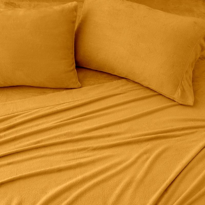 Great Bay Home Solid Velvet Plush Warm and Cozy Fleece Sheet Set, 2 of 7