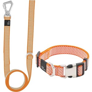 Pet Life 'Escapade' Outdoor Series 2-in-1 Convertible Dog Leash and Collar - 1 of 3