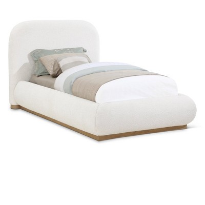 Meridian Furniture,Vaughn Bed