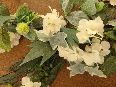 SULLIVANS 72 in. Artificial White Hydrangea & Foliage Garland