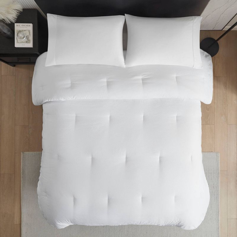 Honeycomb Textured Oversized Down Alternative Comforter White - Madison Park, 3 of 16