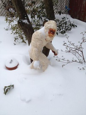 Abominable Snowman - Yeti Snowman - Design Toscano