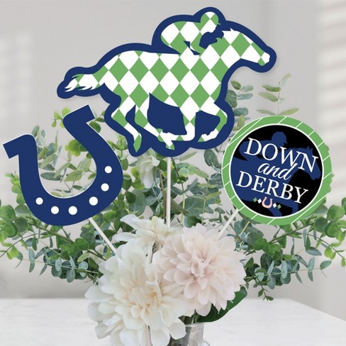 Derby Day Tablescape- Kentucky Derby Table Decoration Ideas