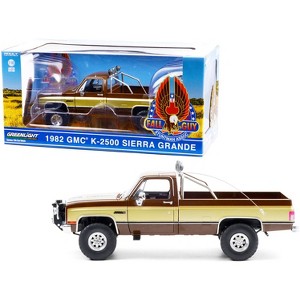 1982 GMC K-2500 Sierra Grande Pickup Truck Brown "The Fall Guy" (1981-1986) TV Series 1/18 Diecast Model Car by Greenlight - 1 of 4