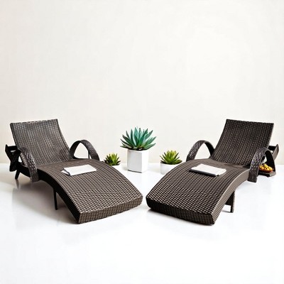 Set of 2 Outdoor Chaise Lounge Chairs with Adjustable Backrest, Pull-Out Side Table, UV-Tested Wicker, and Heavy Duty Construction