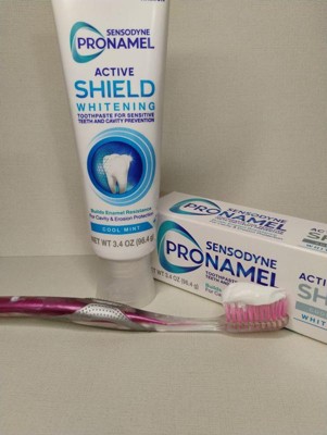 Guest review image 1 of 3, zoom in