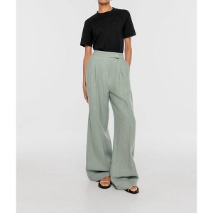 Women's Essential T-shirt - DƒÅl the Label - 1 of 4