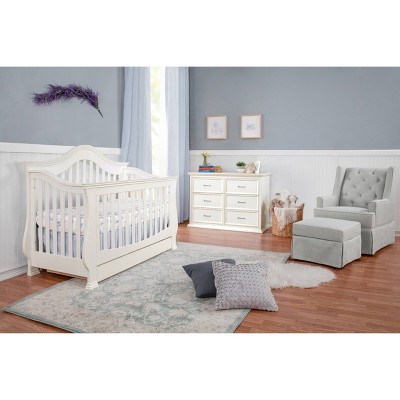 Target crib and store dresser