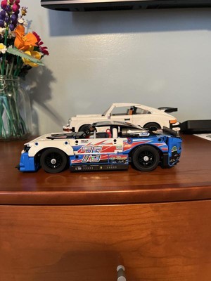 LEGO Technic NASCAR Next Gen Chevrolet Camaro ZL1 Building Set 42153 -  Authentically Designed Model Car and Toy Racing Vehicle Kit, Collectible  Race