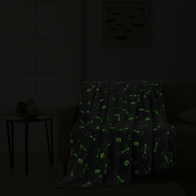 Gray Halloween Glow In The Dark Skeleton Fleece Throw Blanket