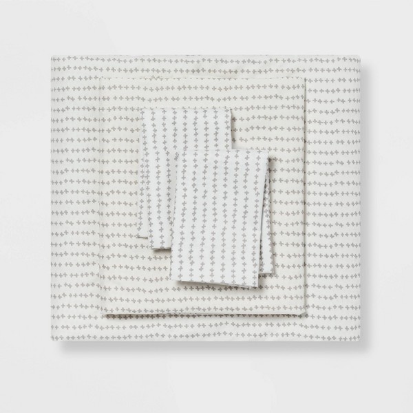 Juego de edredón y sábanas de microfibra liso - Room Essentials™ 6