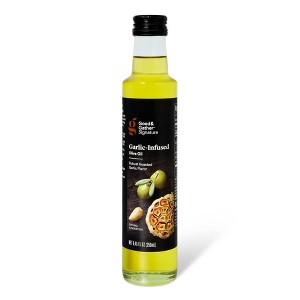 Signature Garlic Infused Olive Oil - 8.45 fl oz - Good & Gather™ - 1 of 4