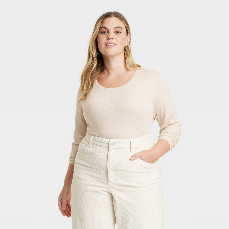 Women's Slim Fit Long Sleeve T-Shirt - Universal Thread™, 1 of 6