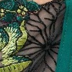 lotus pond embroidery c07