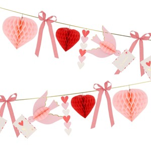 Meri Meri Lovebird Garland (9' with excess cord - Pack of 1) - 1 of 4