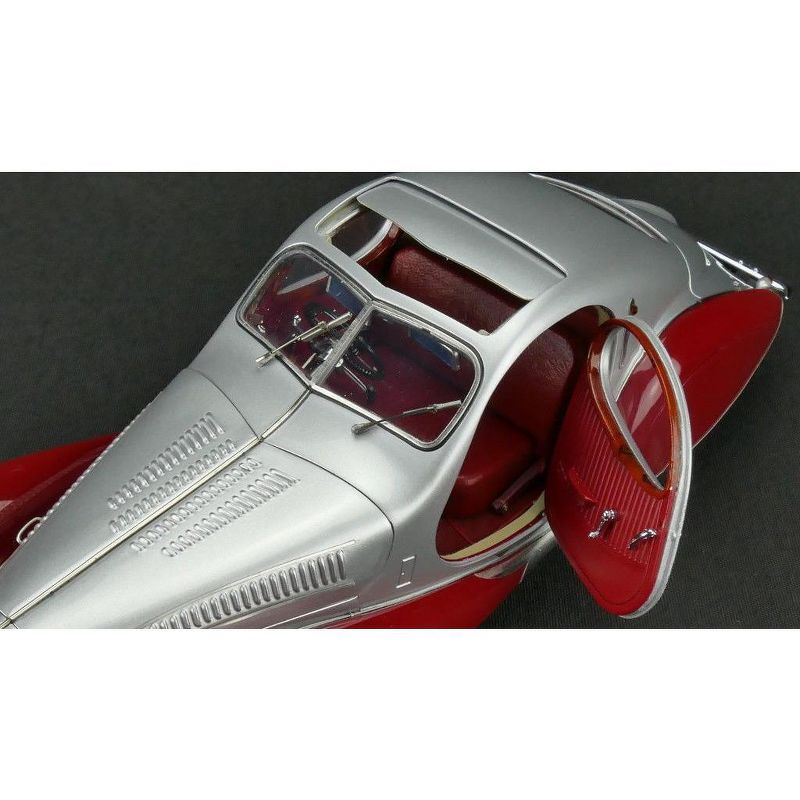 1937-39 Talbot Lago Coupe T150 C Figoni & Falaschi "Teardrop" 1/18 Diecast Model Car by CMC, 3 of 5
