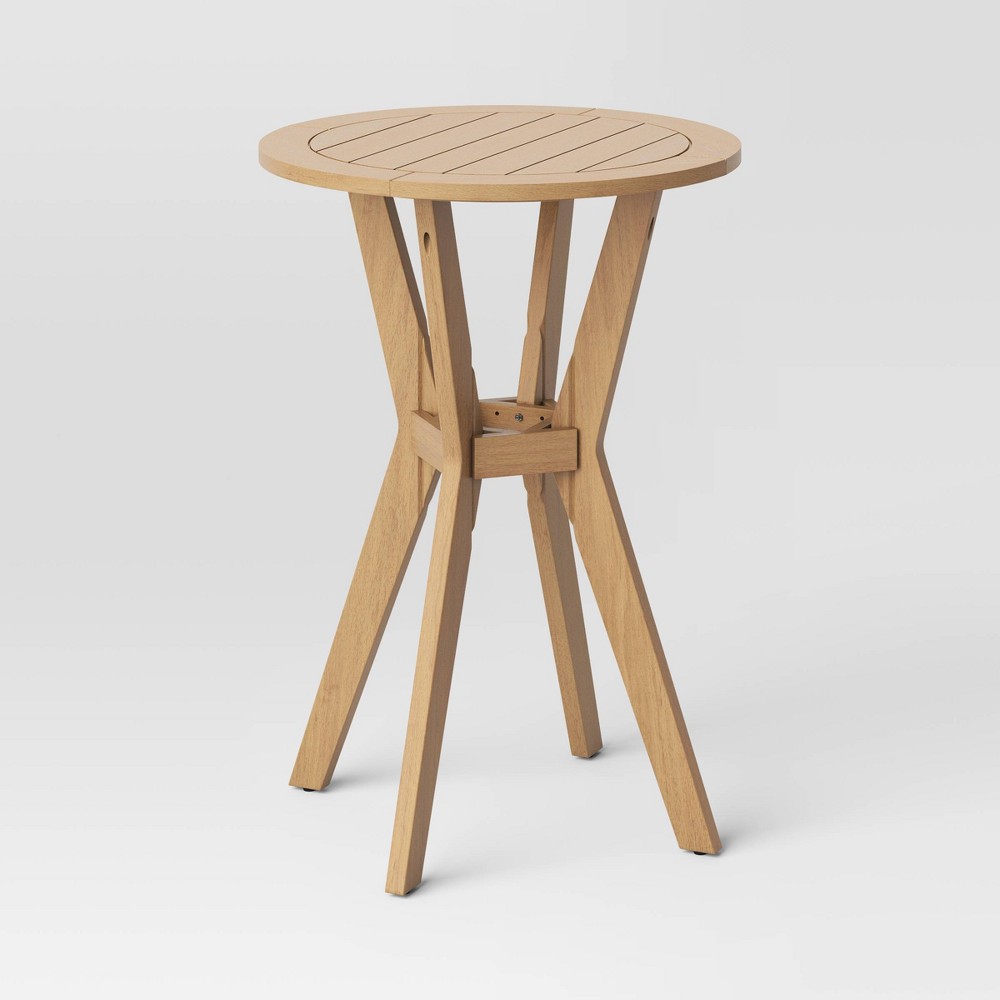 Tall round deals patio table