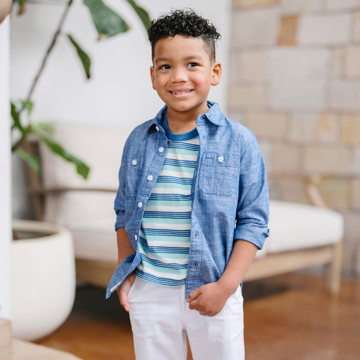 Hope & Henry Boys' Organic Short Sleeve Henley Tee, Kids - thumbnail 7
