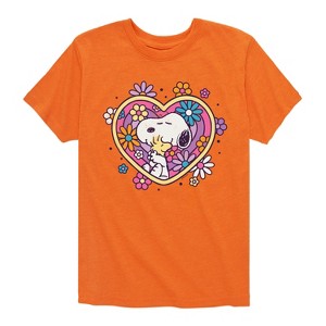 Boys' - Peanuts - Hug Heart Flower Short Sleeve Graphic T-Shirt - 1 of 4