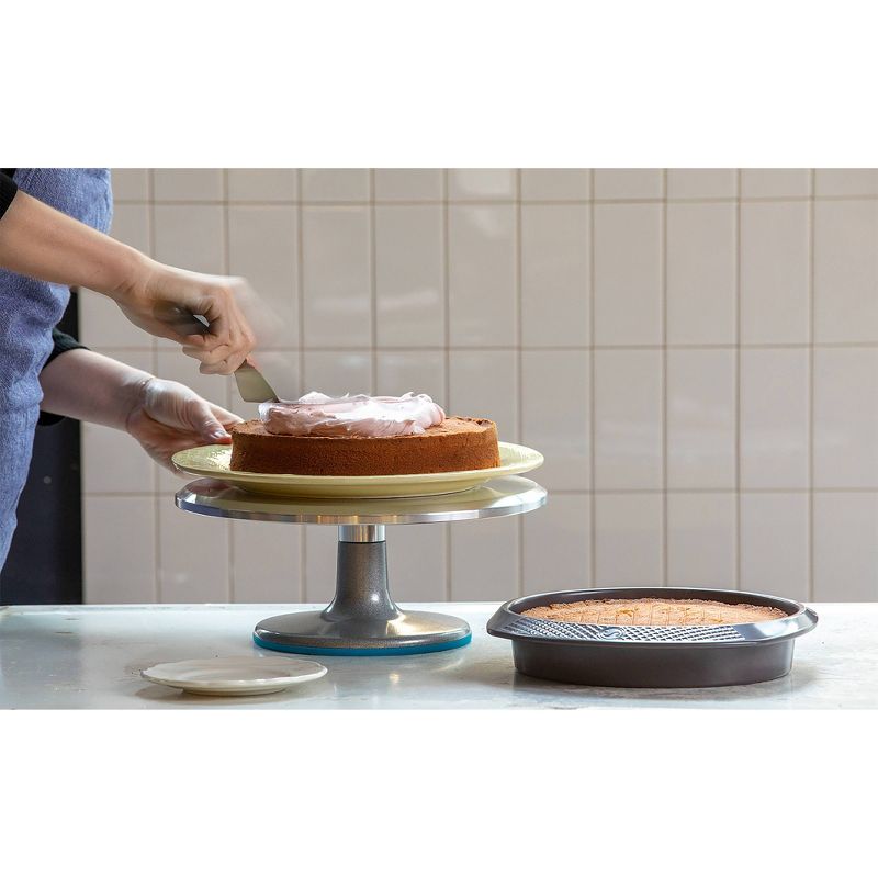 Saveur Selects Set of 2 Round Non-stick Carbon Steel Cake Pans: 11.4&#34;x10&#34;Wx2&#34;H&#34;, 3 of 5