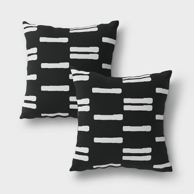 Contemporary outdoor outlet pillows