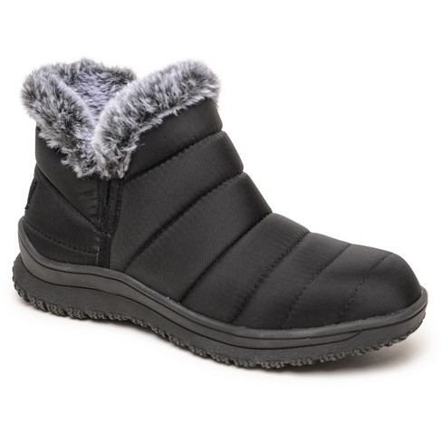 Minnetonka Women's Northtown Winter Boots : Target