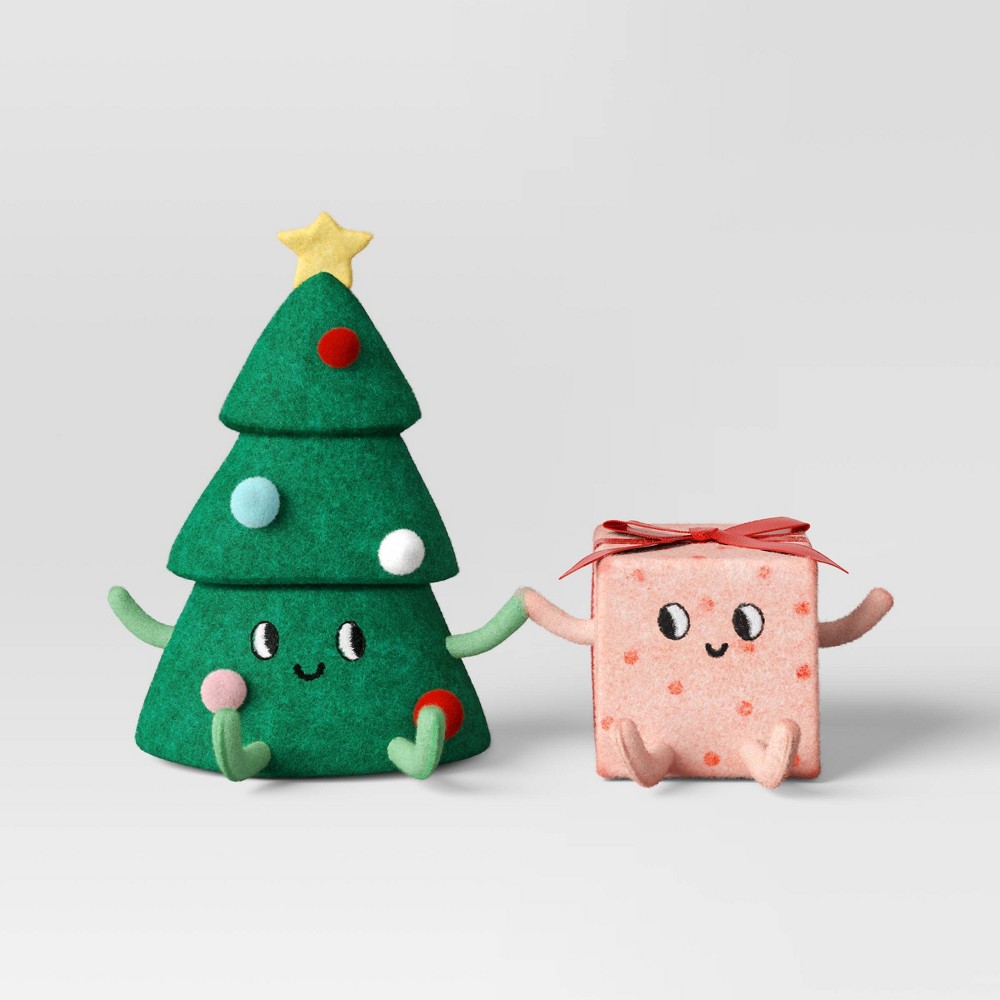 Felt Christmas Tree and Gift Figurine Set Green/Pink