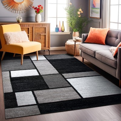 Dark Grey Geometric Synthetic 5' x 7' Reversible Area Rug