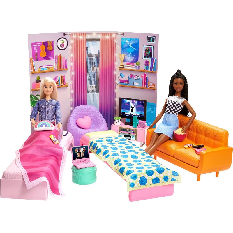 Barbie: Big City, Big Dreams Dorm Room Playset, 5 of 7