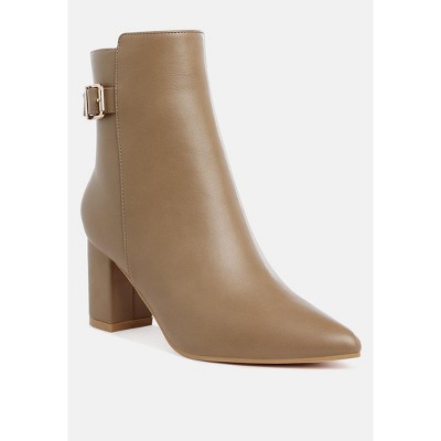 Conchos Belt Detail Block Women Heel Boots