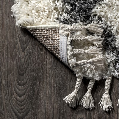 Reversible Grey/Cream Moroccan Geometric Trellis Shag Rug 4' x 6'