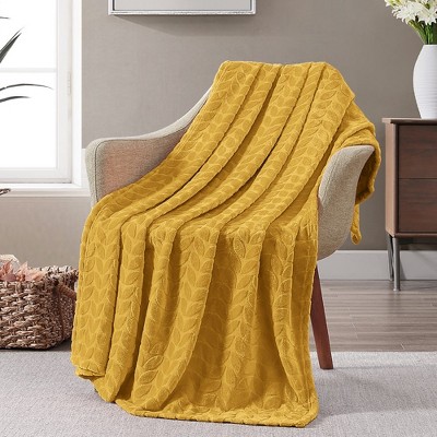 Walensee Flannel Throw Blanket