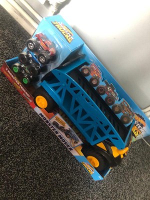 Hot Wheels - Transporteur Monster Mover et 3 Véhicules Monster Trucks