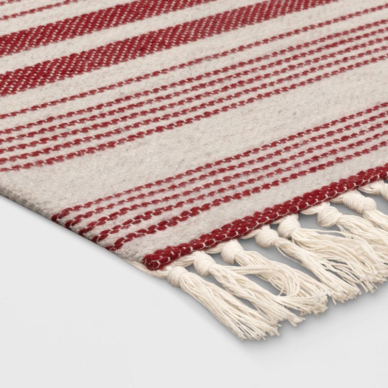 2&#39;x3&#39; Pet Tapestry with Fringes Woven Indoor/Outdoor Rug Red/Ivory - Threshold&#8482;, 4 of 11