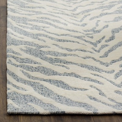 Blue and Ivory Rectangular Wool Chenille Rug, 5' x 8'