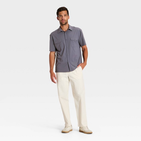 Camisa de botones trekker de manga corta para hombre - Goodfellow & Co™ 3